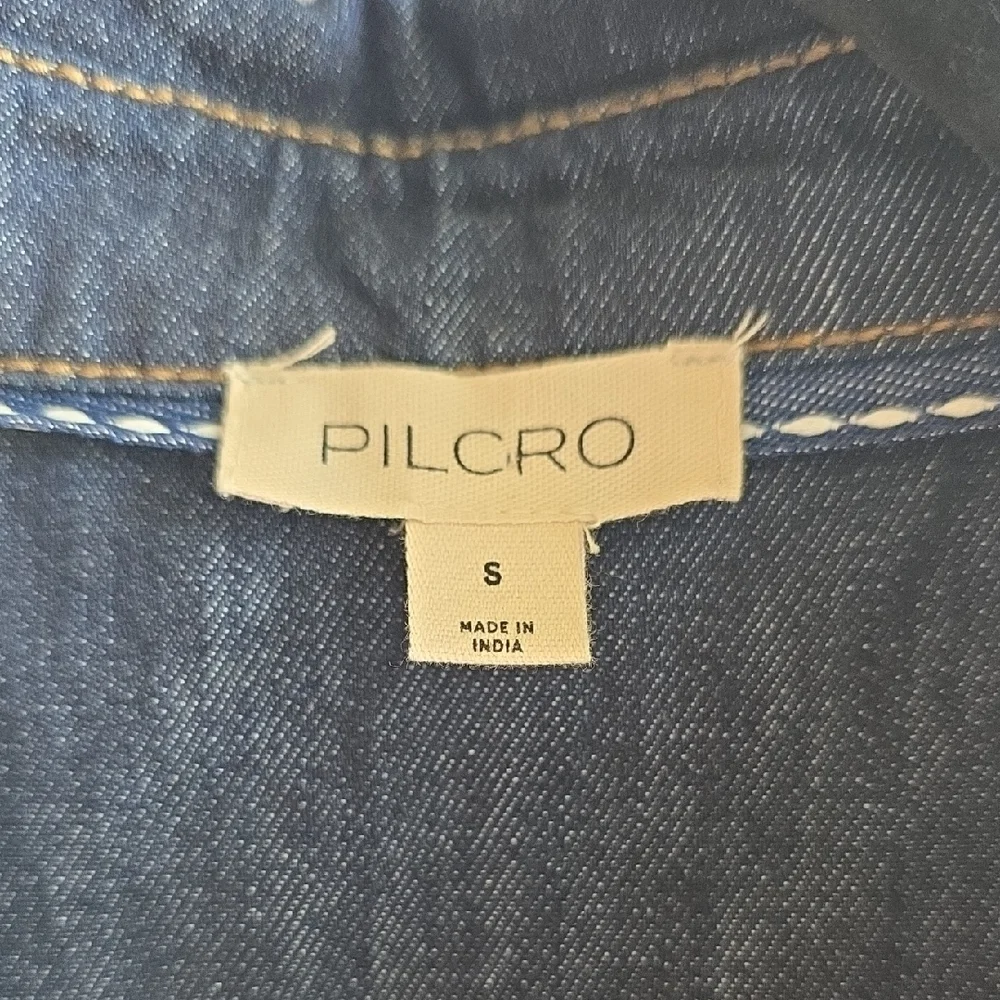 The Ozzi Ruffle-Sleeve Buttondown Shirt by Pilcro Size Small Relaxed - Picture 3 of 13